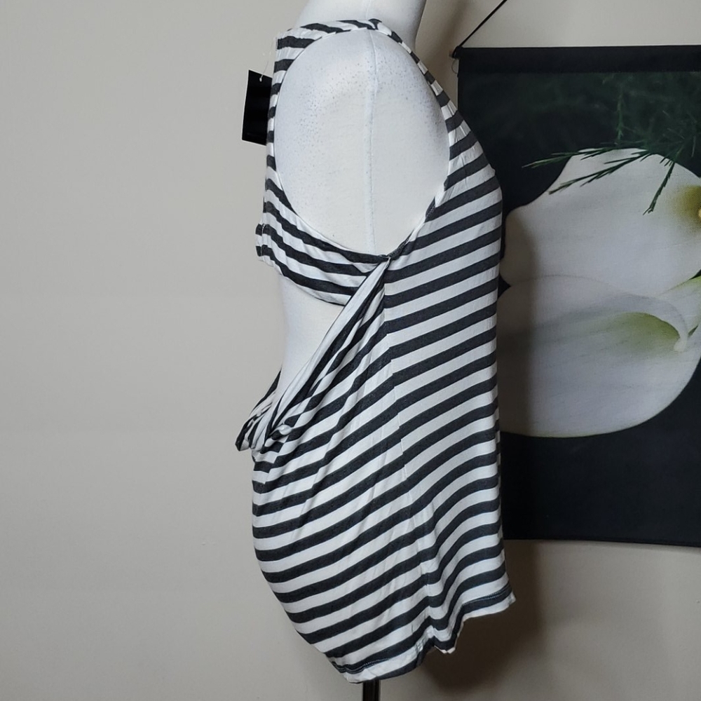 NWT Tart Racerback Cut Out Back Tank - Picture 4 of 7